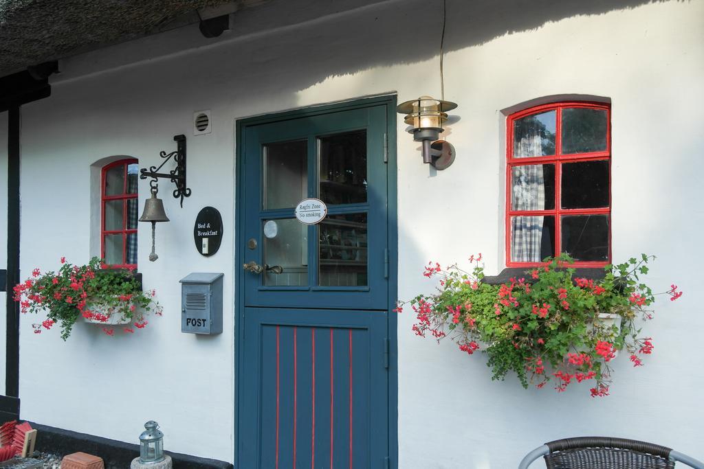 Nabolos Rooms Bovense Exterior photo